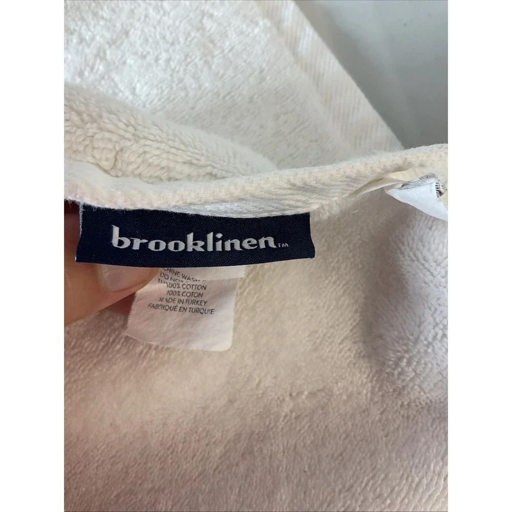 BrookLinen Take It‎ Easy Bath Towels Thick Cotton Set Two Sz 24x52 White Heavy